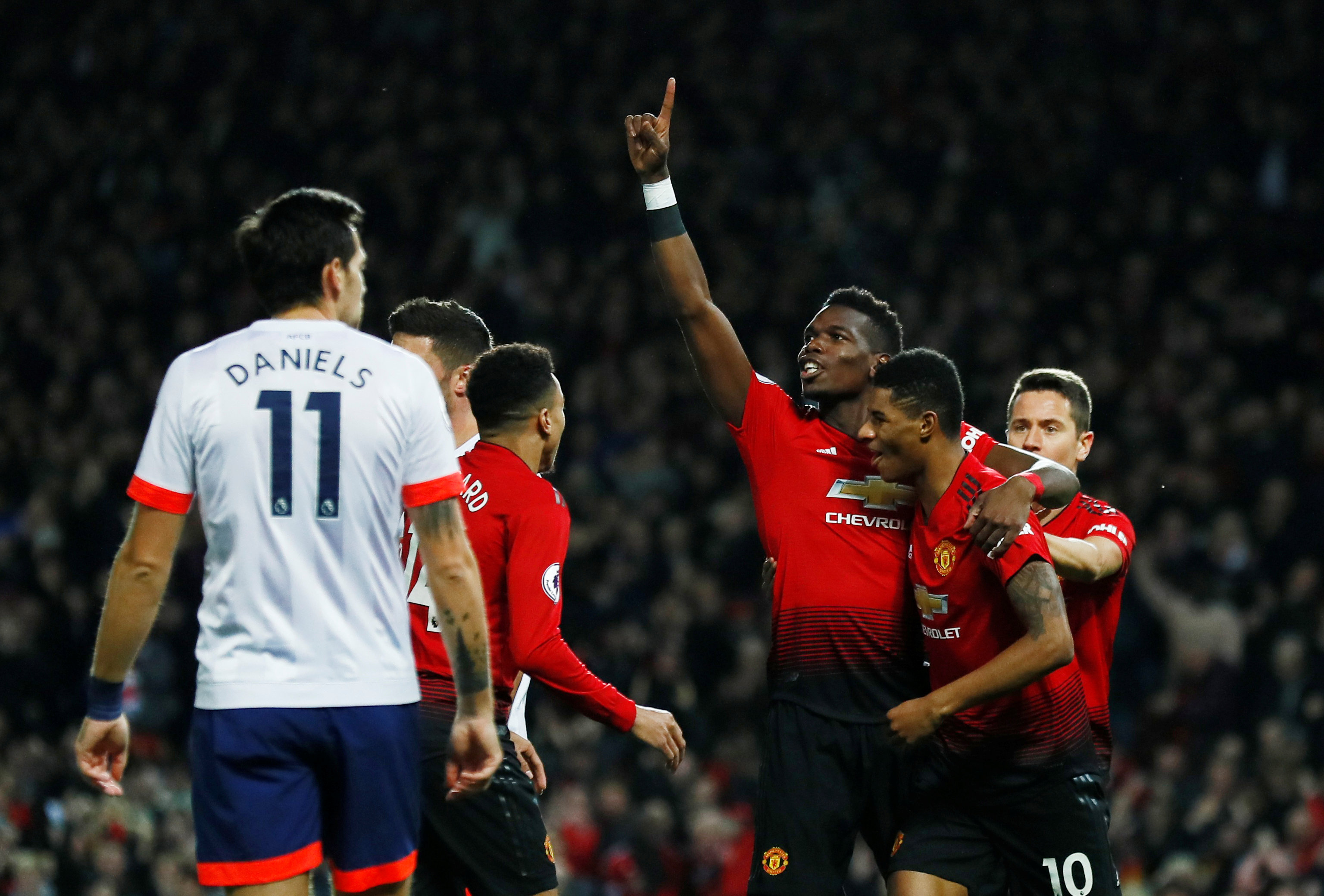 配合多次在 配合多次在